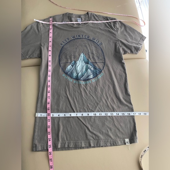 Flylow ski/ snowboarding/ hiking t-shirt - Picture 4 of 7